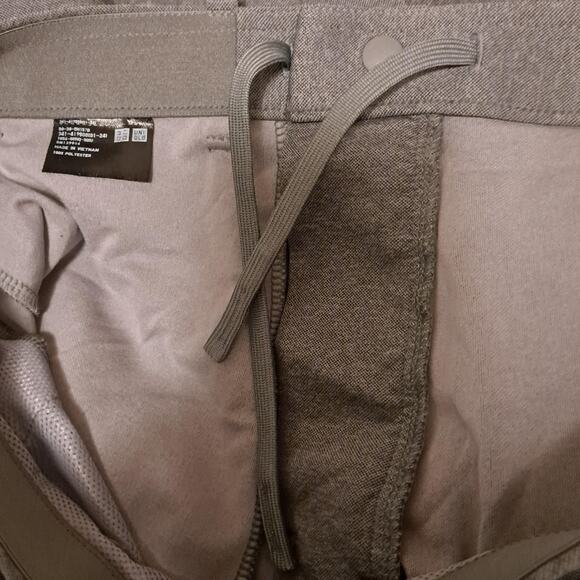 Uniqlo Ezy Ankle Pants Ultra Stretch Dry-Ex Straight Leg Gray Mens Size Small - Picture 15 of 15